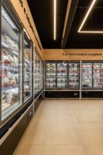 Expositor Vertical Refrigerado linha MAIS FRIO